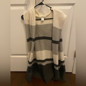 Max Studio hooded sweater vest